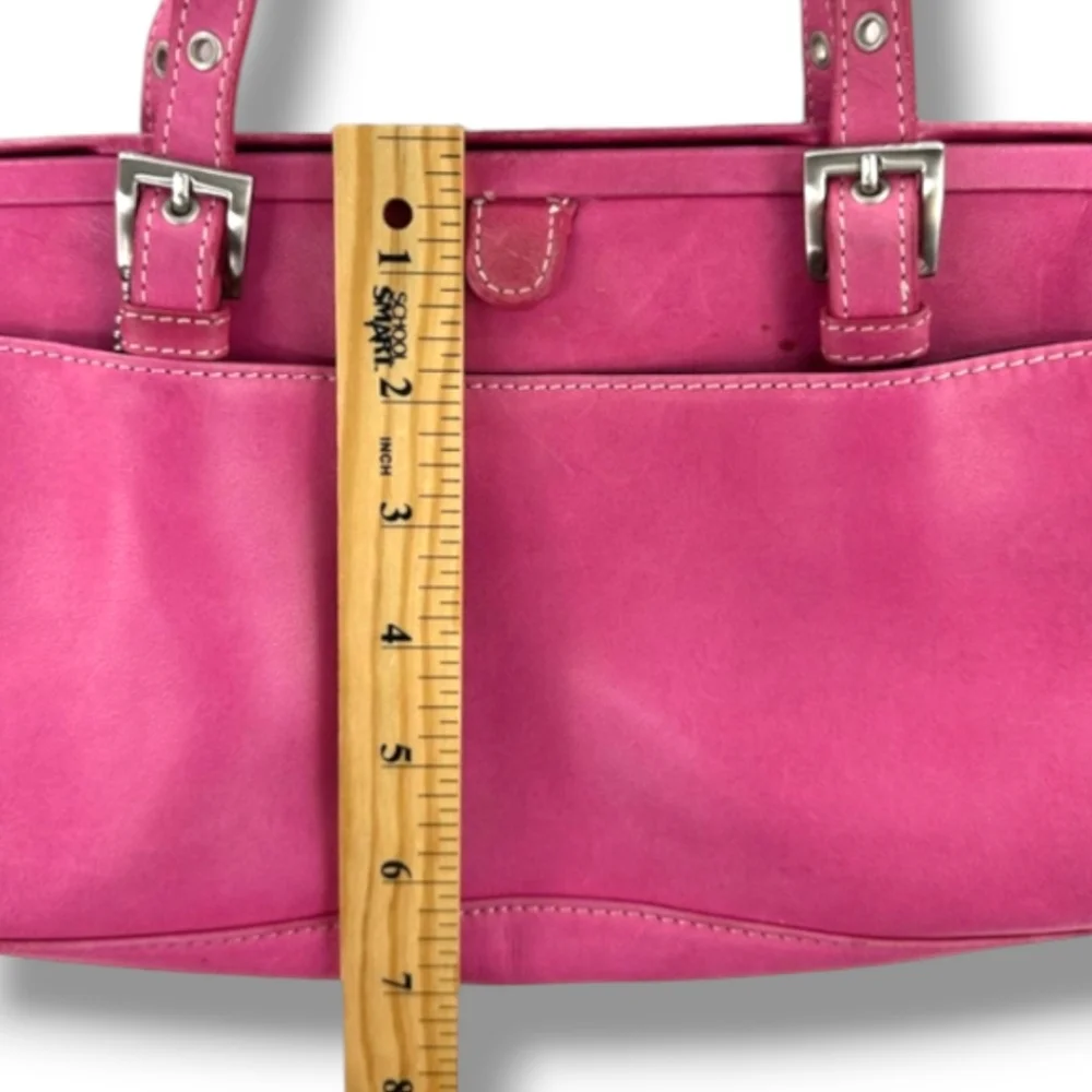 👛 Vintage Tignanello Gorgeous Pink Leather Shoulder Bag. Structured Design - Picture 9 of 11